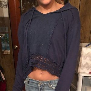 blue long sleeve shirt